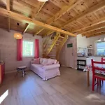 Na Skraju Lasu Holiday home *