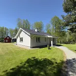 Na Skraju Lasu *